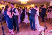 white-hart-derbyshire-wedding-band